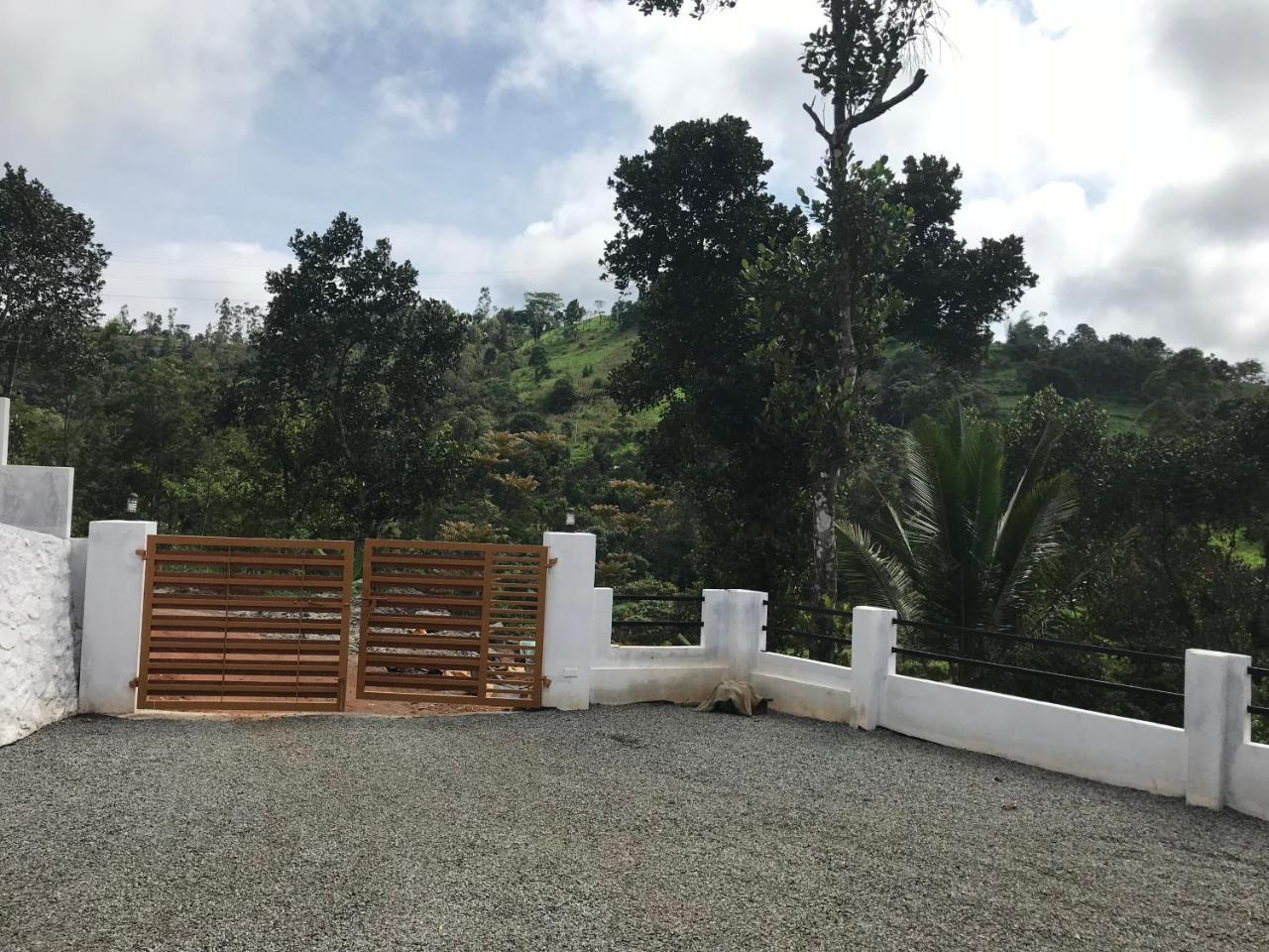 Friends Valley Home Stay Kattappana Extérieur photo